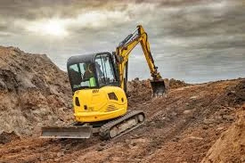 Mini excavator dijual digunakan untuk pekerjaan galian di proyek konstruksi