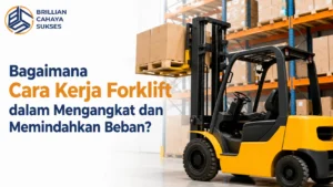 Cara Kerja Forklift dalam Mengangkat dan Memindahkan Beban menggunakan sistem hidrolik untuk mengangkat pallet di gudang