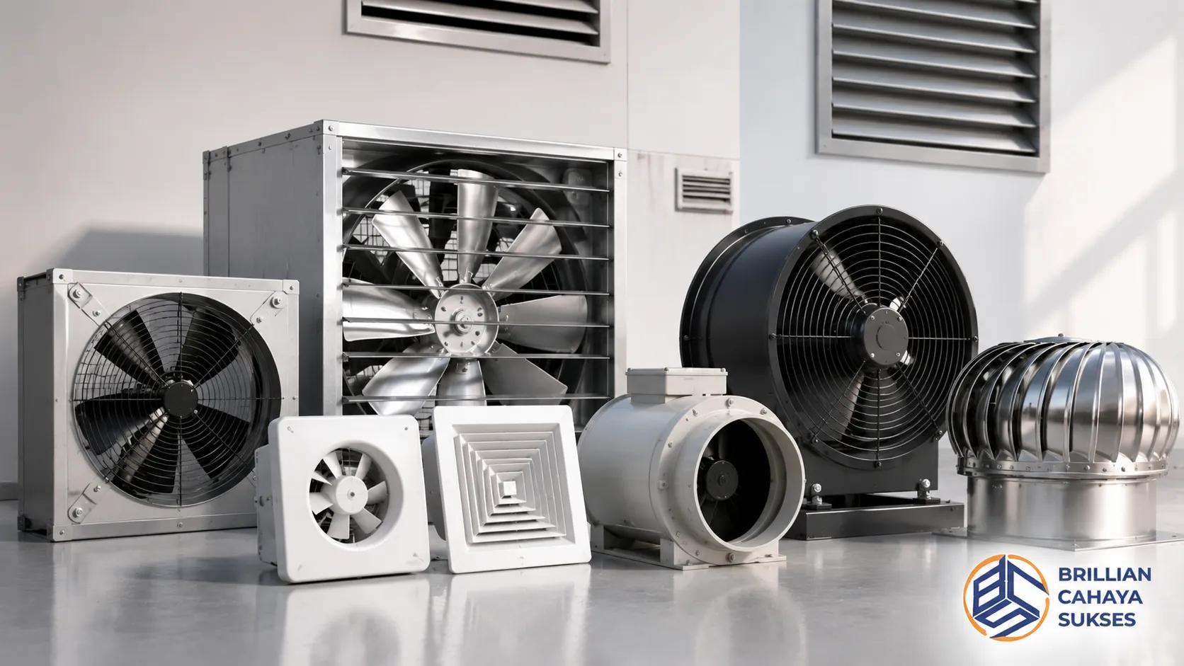 Berbagai jenis exhaust fan industri dengan spesifikasi berbeda untuk mendukung sistem ventilasi yang efisien pada berbagai kebutuhan bangunan.